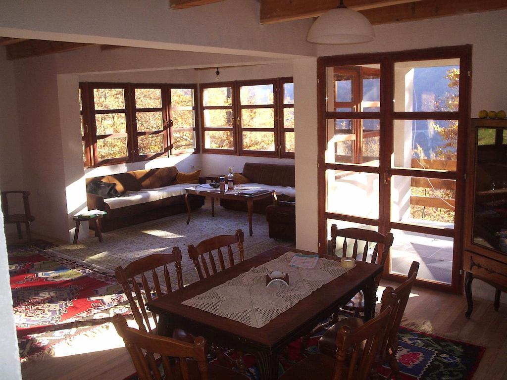 Guest House Tara Canyon Pljevlja Eksteriør billede